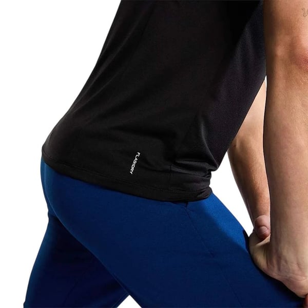 THE NORTH FACE M MOUNTAIN ATHLETICS TAPE SS ERKEK TİŞÖRT NF0A8DY9JK31