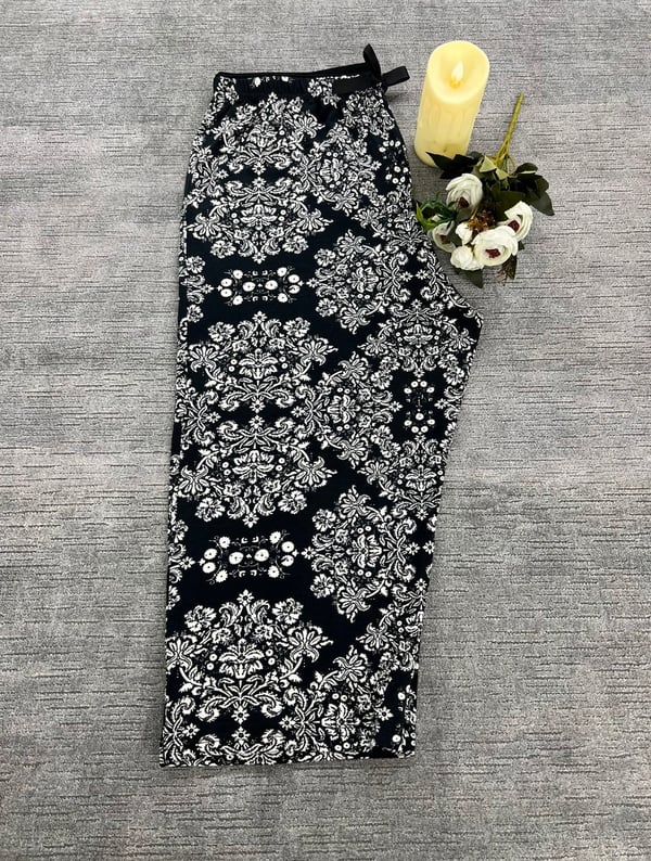 Full Likralı Beli Lastikli Kapri Pijama Altı Çiçek Motifli Desen 