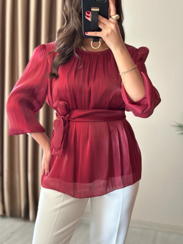 Kuşak Detaylı Parlak Şifon Astarlı Bluz Bordo