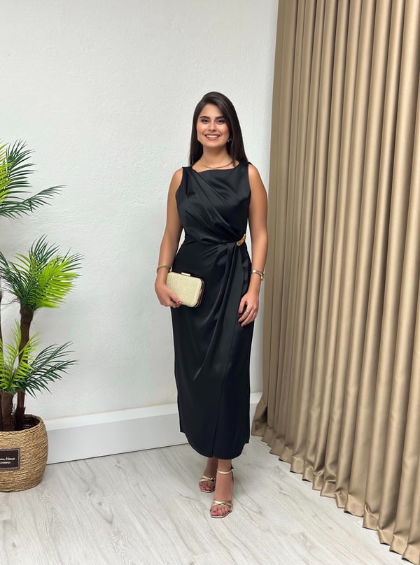 Premium Seri Gold Tokalı Drapeli Saten Elbise Siyah 