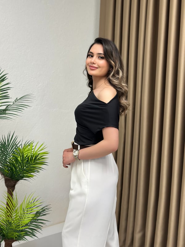 Sandy Kumaş Kayık Yaka Drapeli Bluz Soft Siyah