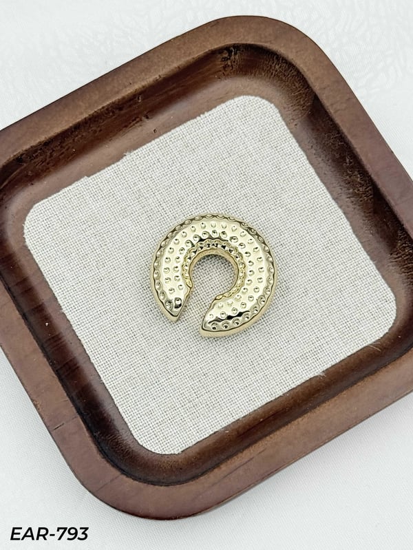 CCB EARCUFF // EAR-793.EAR-793