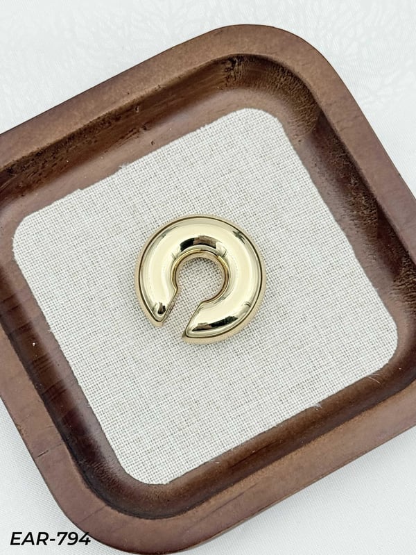 CCB EARCUFF // EAR-794.EAR-794