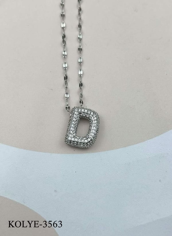 Çelik Silver Taşlı Balon Harf Kolye 45cm (D) // KOLYE-3563.KOLYE-3563