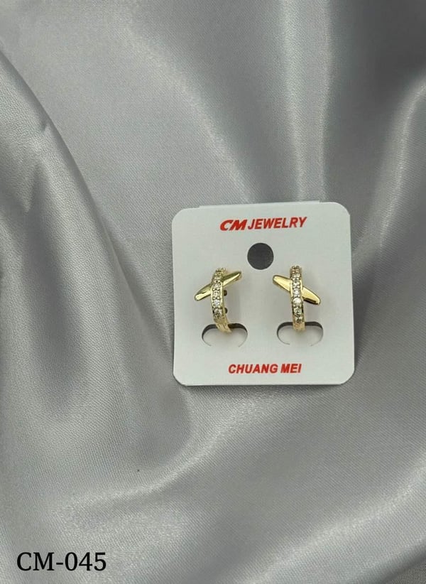 CM Küpe // CM-045.CM-045