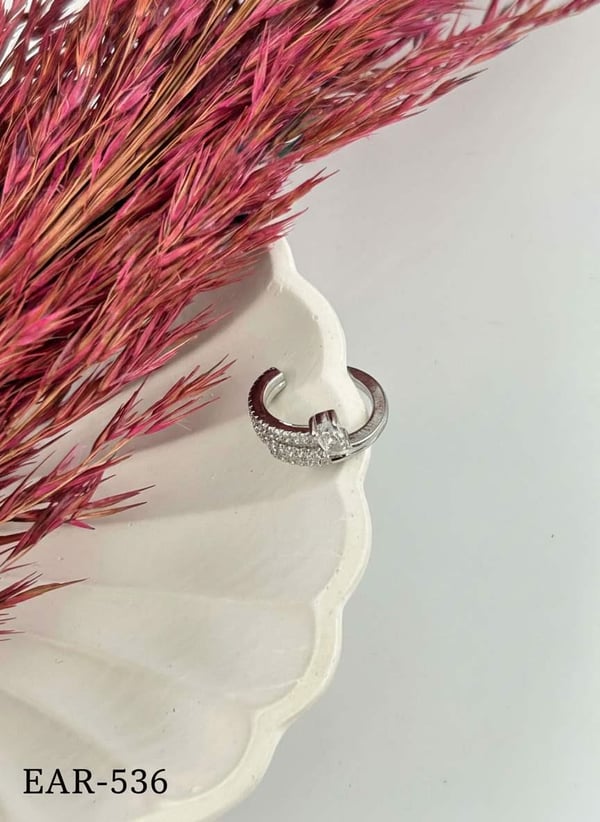 EARCUFF Kıkırdak Küpe // EAR-536.EAR-536