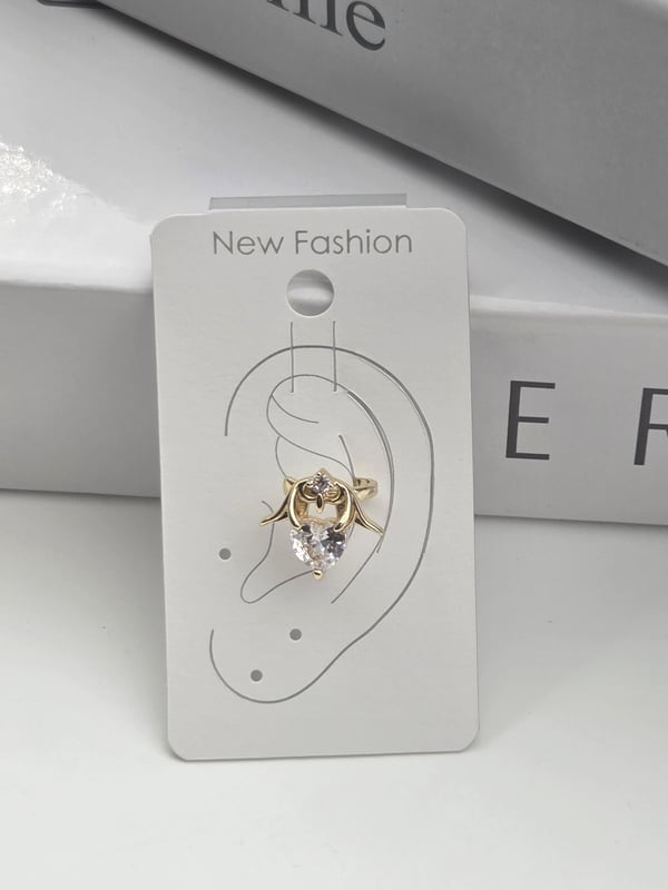 EARCUFF Kıkırdak Küpe // EAR-656.EAR-656
