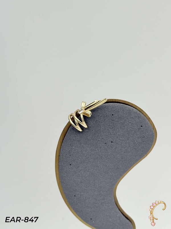 EARCUFF Kıkırdak Küpe // EAR-847EAR-847