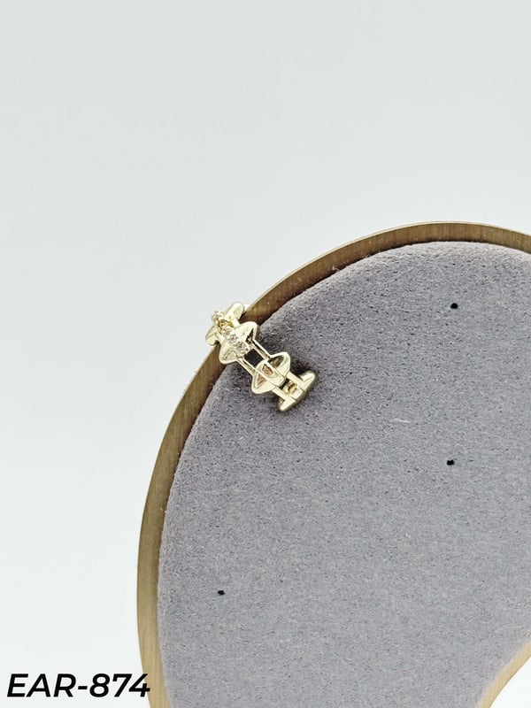 EARCUFF Kıkırdak Küpe // EAR-874EAR-874