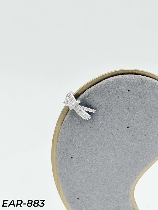 EARCUFF Kıkırdak Küpe // EAR-883EAR-883