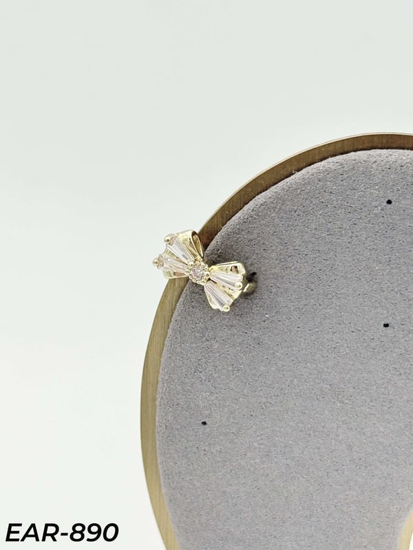 EARCUFF Kıkırdak Küpe // EAR-890EAR-890