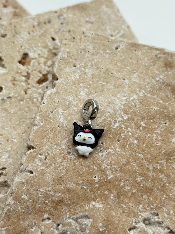 PNDR Charm // CHARM-759.CHARM-759
