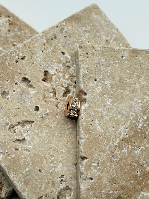 PNDR Charm // CHARM-760.CHARM-760