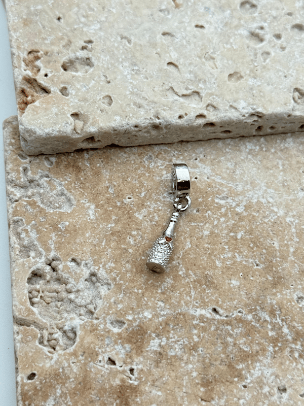 PNDR Charm // CHARM-801.CHARM-801