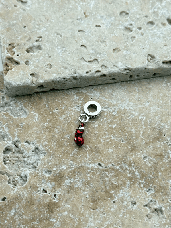 PNDR Charm // CHARM-822.CHARM-822