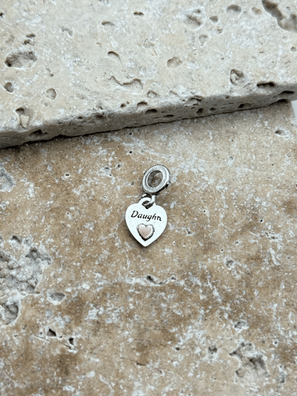 PNDR Charm // CHARM-833.CHARM-833