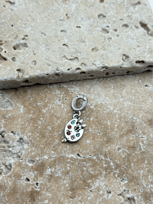 PNDR Charm // CHARM-834.CHARM-834
