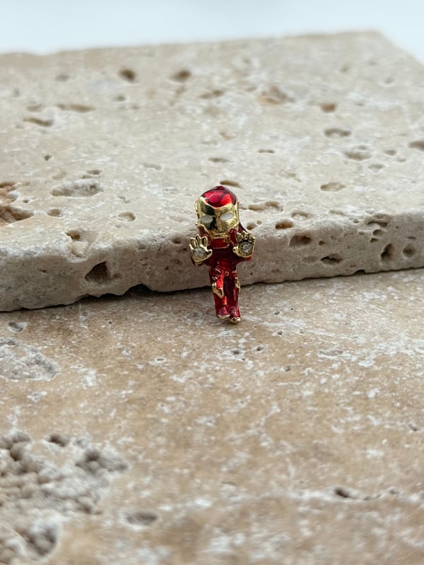 PNDR Charm // CHARM-858.CHARM-858