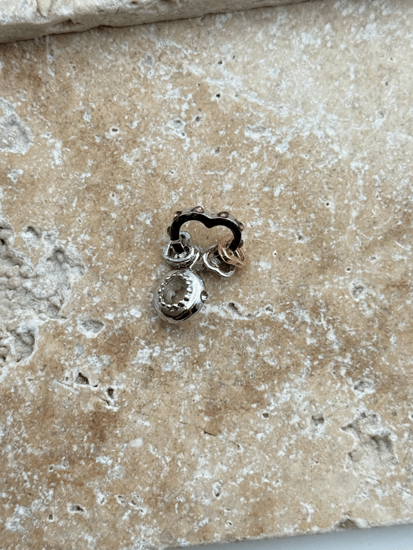 PNDR Charm // CHARM-864.CHARM-864