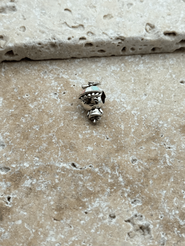 PNDR Charm // CHARM-897.CHARM-897