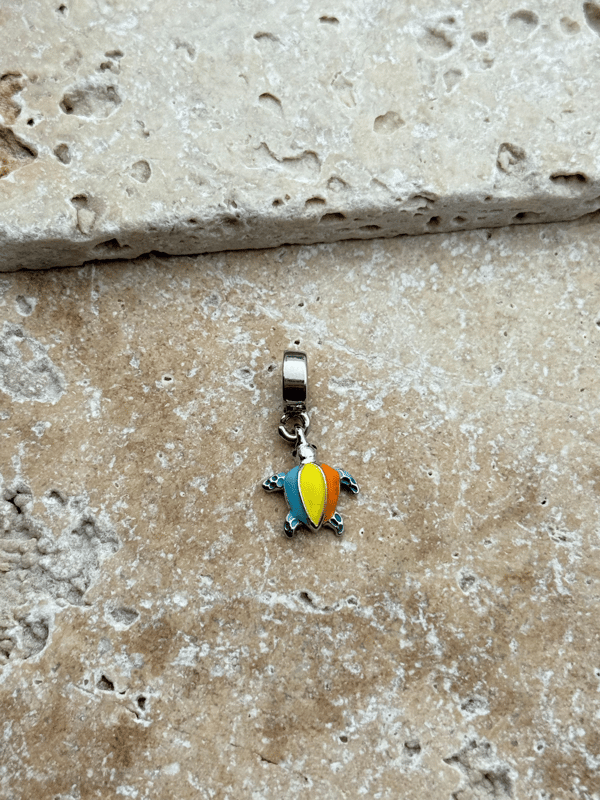 PNDR Charm // CHARM-936.CHARM-936