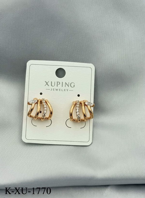 XUPING Küpe // K-XU-1770.K-XU-1770