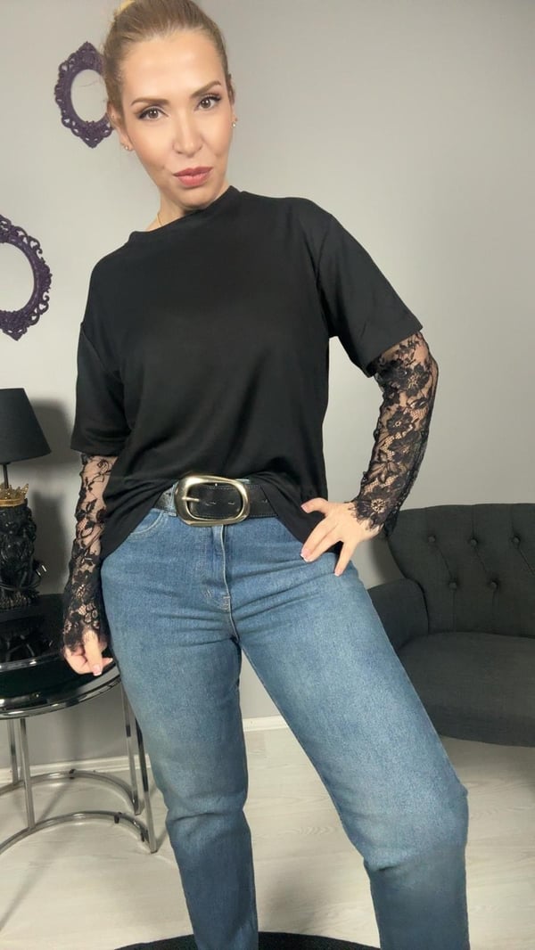 Dantel Detaylı Bluz