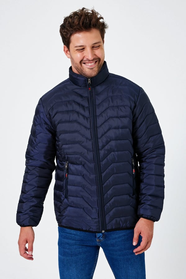 Dik Yaka Lightweight Rüzgar Geçirmez Slim Fit Şişme Spor Mont