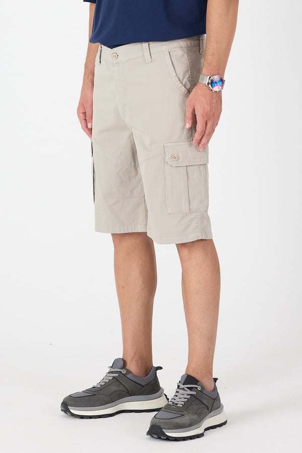 Erkek Regular Fit Kargo Cepli Şort Kapri