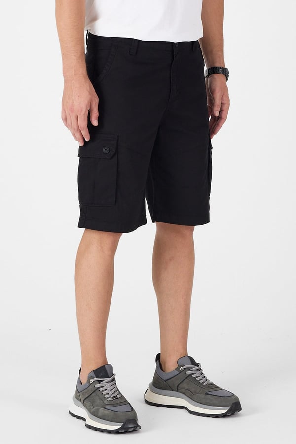 Erkek Regular Fit Kargo Cepli Şort Kapri
