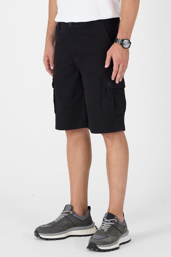 Erkek Regular Fit Kargo Cepli Şort Kapri