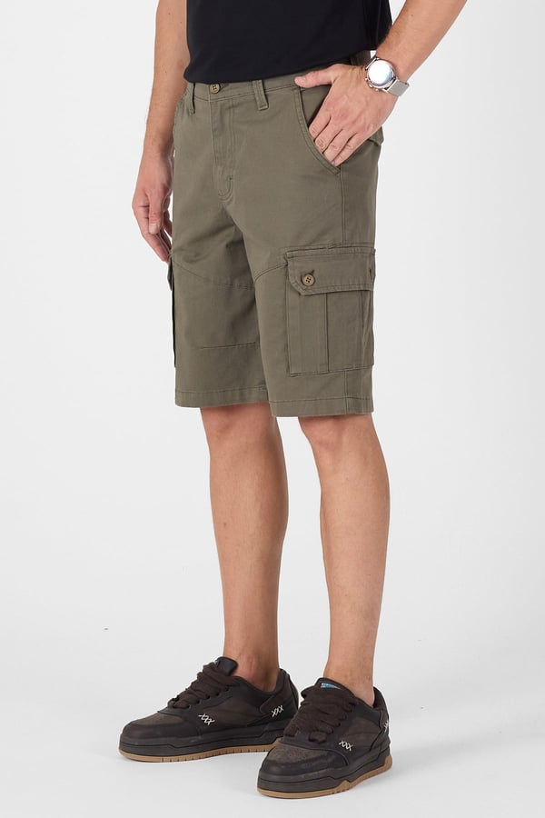 Erkek Regular Fit Kargo Cepli Şort Kapri