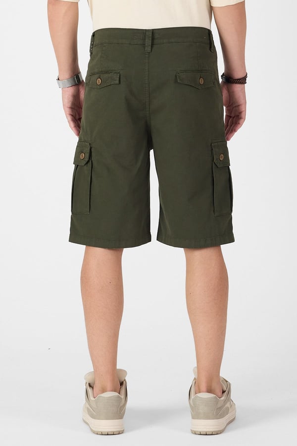 Erkek Regular Fit Kargo Cepli Şort Kapri