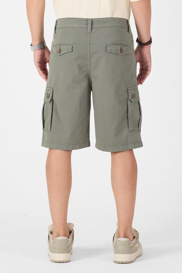 Erkek Regular Fit Kargo Cepli Şort Kapri