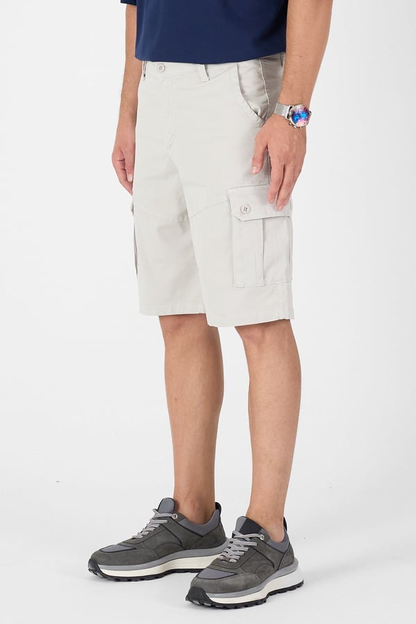 Erkek Regular Fit Kargo Cepli Şort Kapri