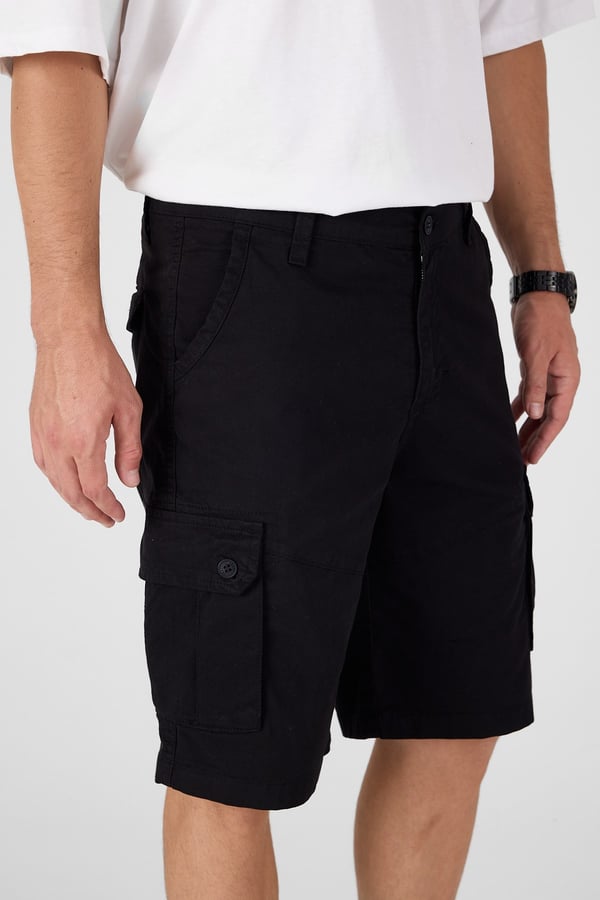 Erkek Regular Fit Kargo Cepli Şort Kapri