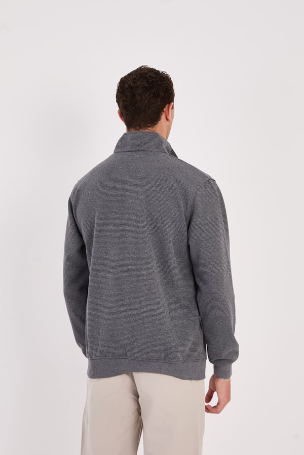 Erkek Yarım Fermuarlı Slim Fit Sweatshirt - V002