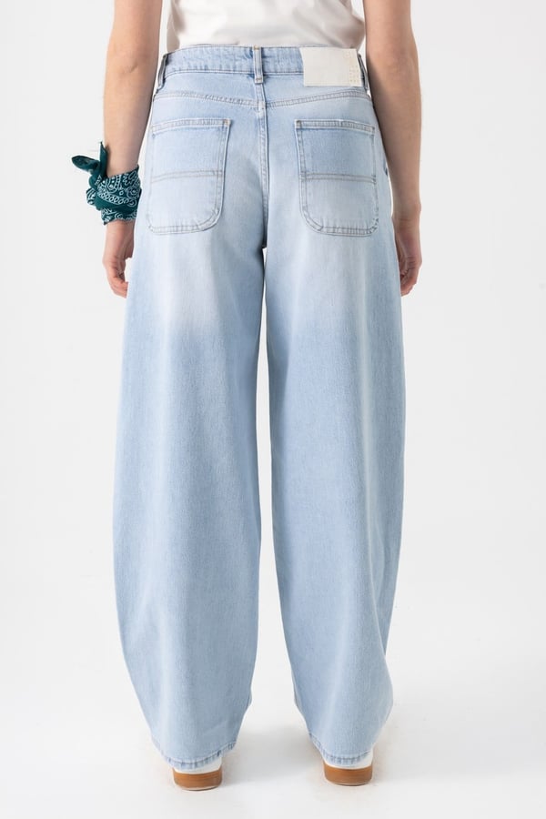 Baggy Barrel Jean