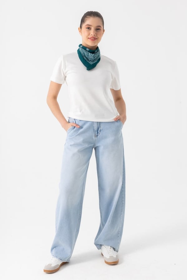 Basic T-Shirt