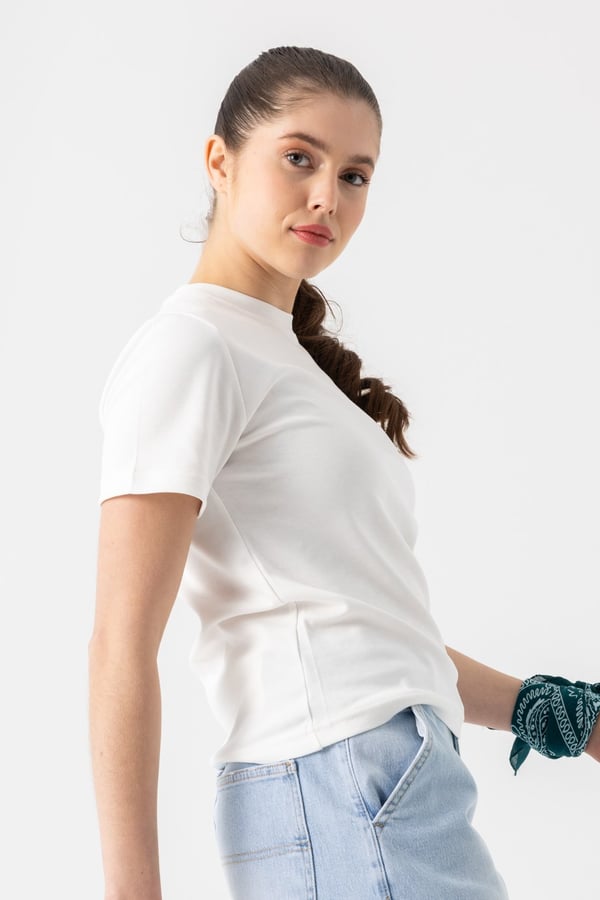Basic T-Shirt