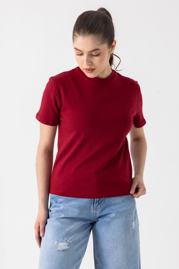Basic T-Shirt