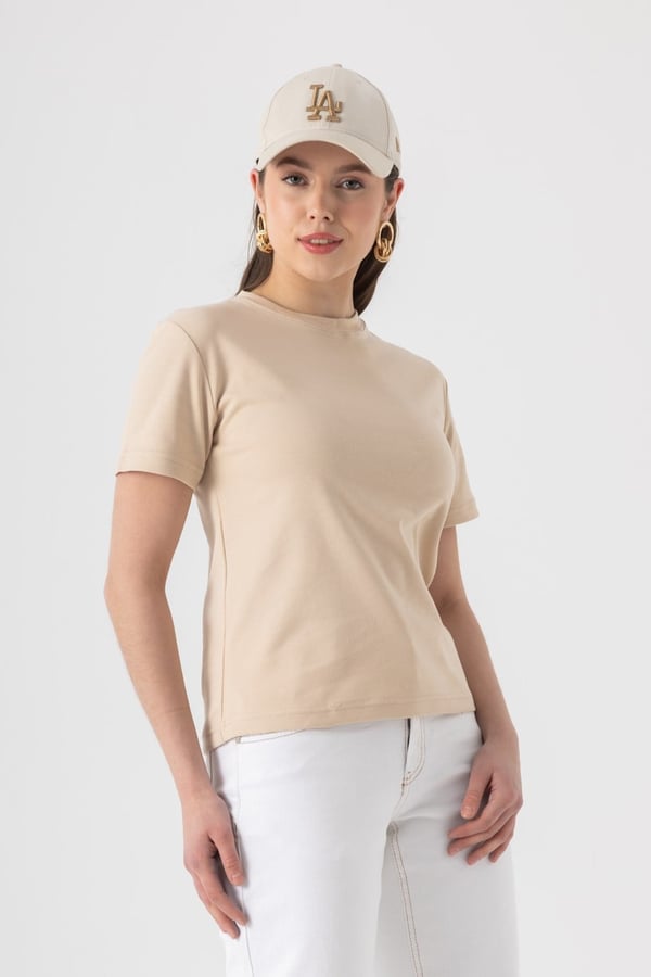 Basic T-Shirt
