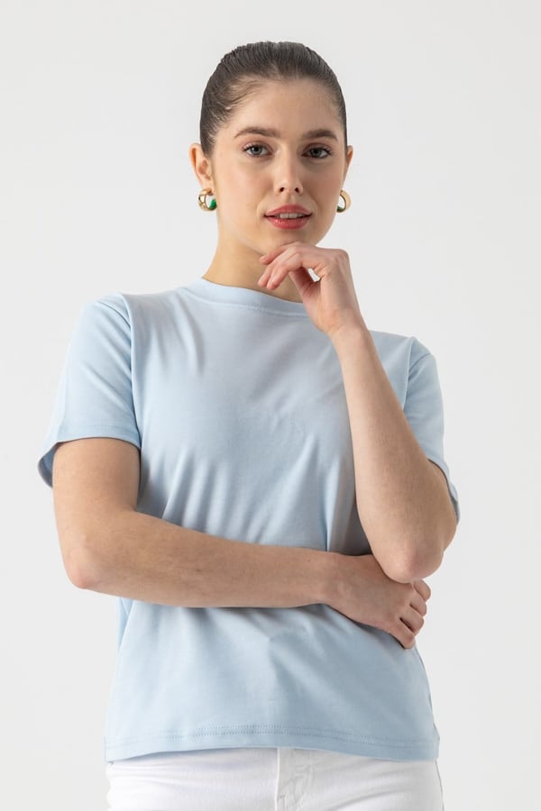 Basic T-Shirt
