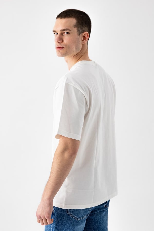 Basic T-Shirt