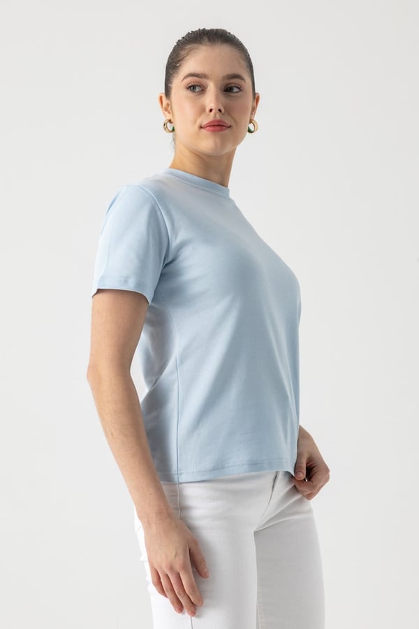 Basic T-Shirt