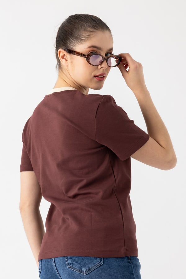 Kontrast Yaka Basic T-Shirt