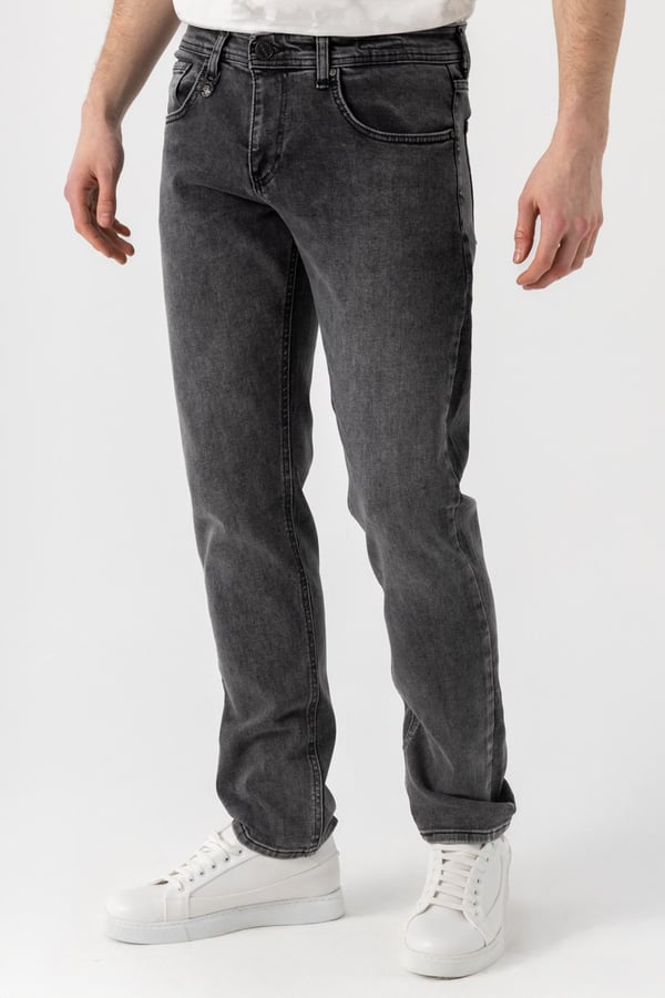 Regular Jean