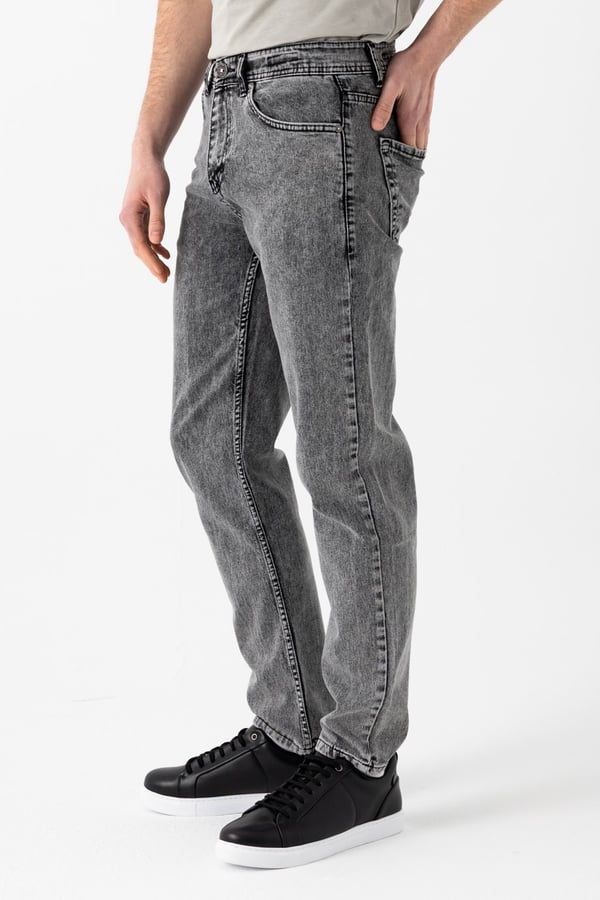 Straight Jean