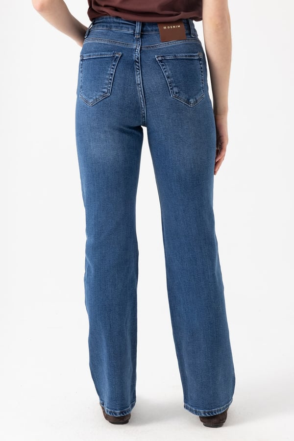 Straight Jean