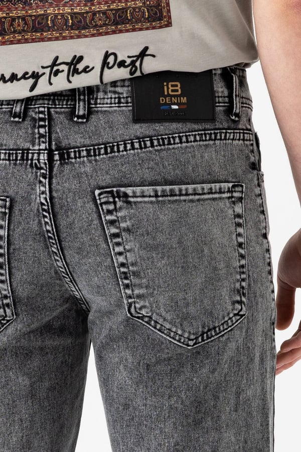 Straight Jean